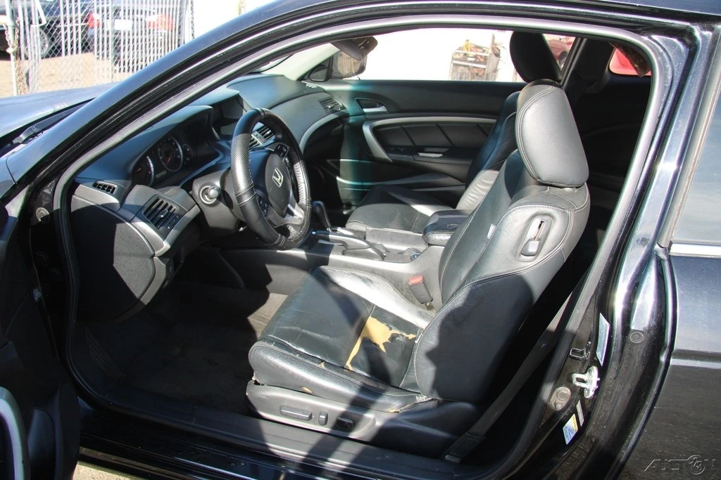 2009 Honda Accord 8th Gen - Image 13 of 21