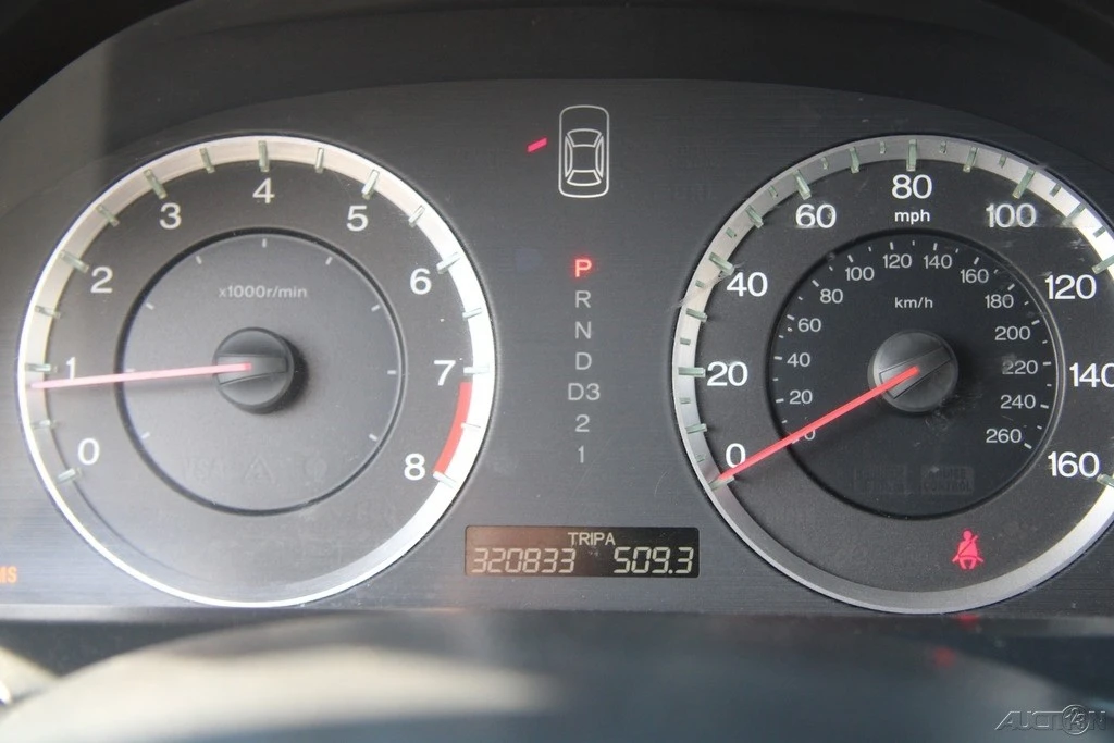 2009 Honda Accord 8th Gen - Image 16 of 21