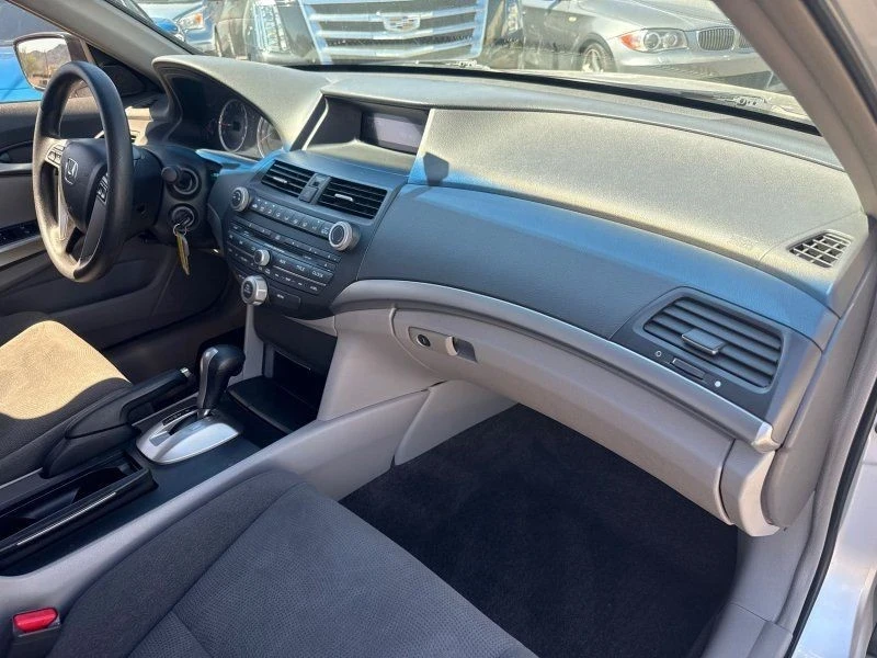 2009 Honda Accord 8th Gen - Image 20 of 21