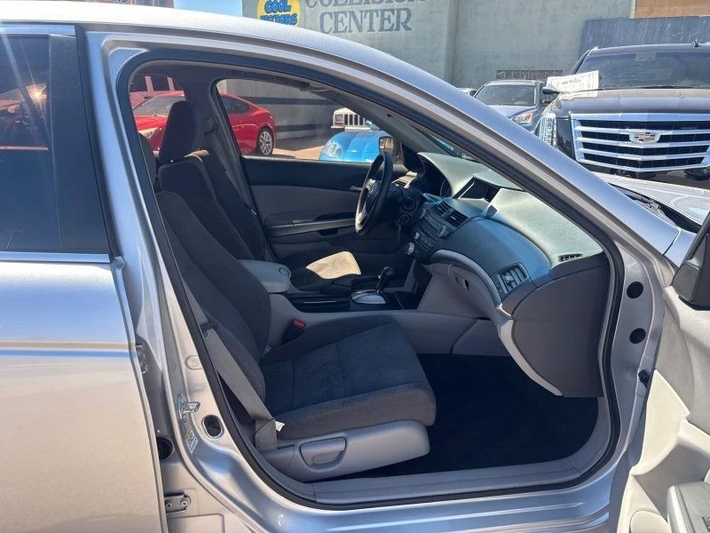 2009 Honda Accord 8th Gen - Image 19 of 21