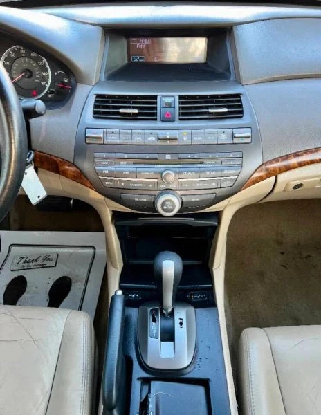 2009 Honda Accord 8th Gen - Image 11 of 12