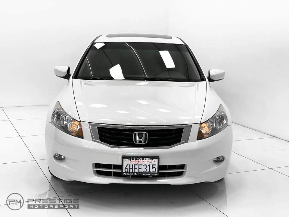 2009 Honda Accord 8th Gen - Image 2 of 31