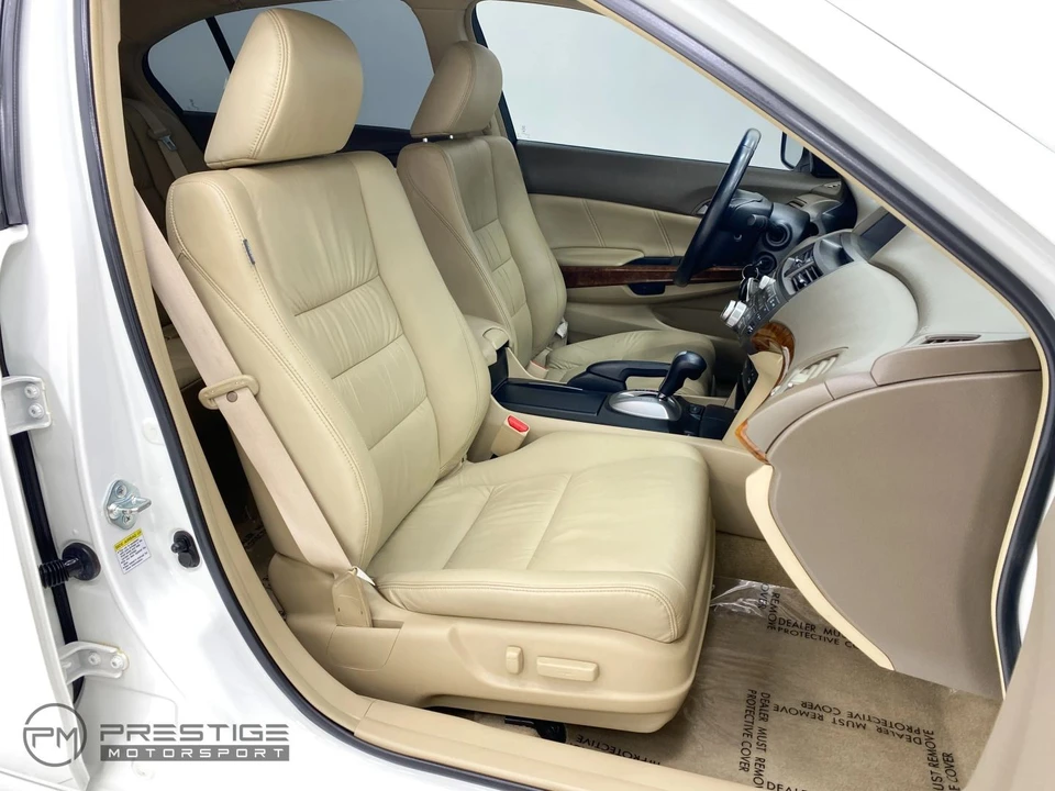 2009 Honda Accord 8th Gen - Image 16 of 31