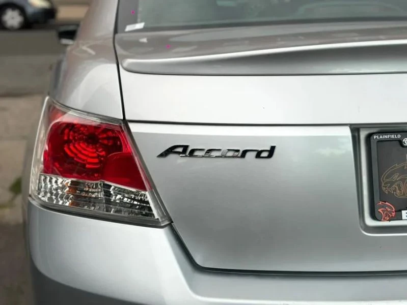 2009 Honda Accord 8th Gen - Image 7 of 12