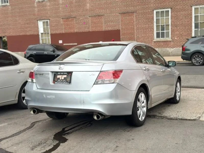 2009 Honda Accord 8th Gen - Image 4 of 12