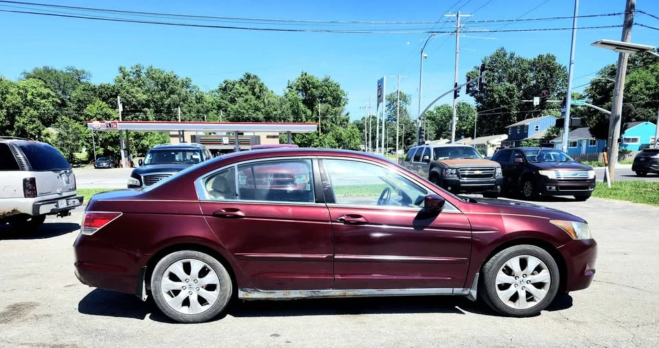 2009 Honda Accord 8th Gen - Image 3 of 14