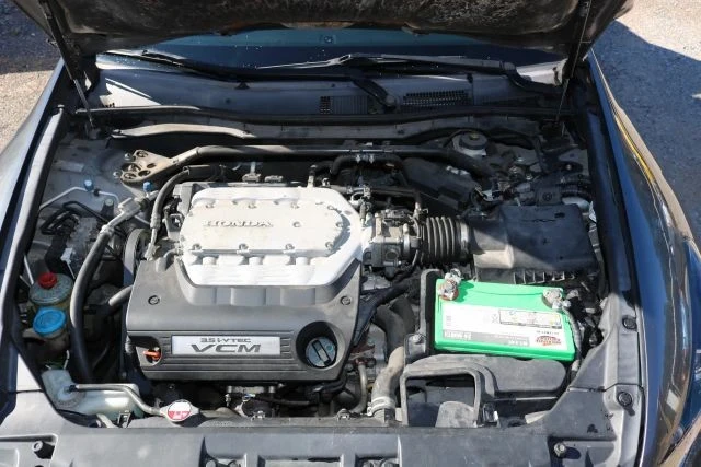 2009 Honda Accord 8th Gen - Image 12 of 14