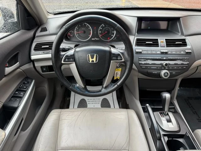 2009 Honda Accord 8th Gen - Image 17 of 21