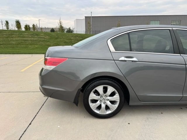 2009 Honda Accord 8th Gen - Image 14 of 21