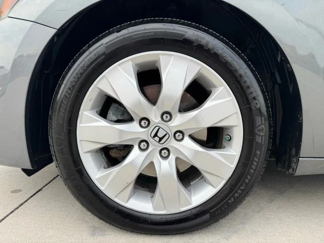 2009 Honda Accord 8th Gen - Image 9 of 21