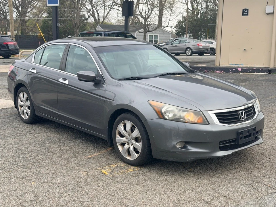 2009 Honda Accord 8th Gen - Image 3 of 17