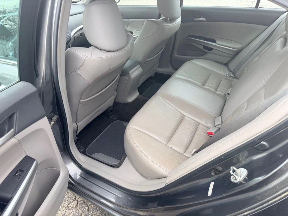 2009 Honda Accord 8th Gen - Image 12 of 17
