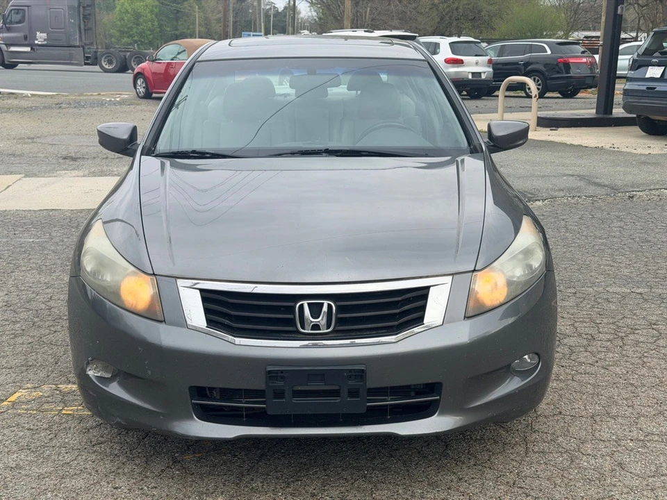 2009 Honda Accord 8th Gen - Image 2 of 17