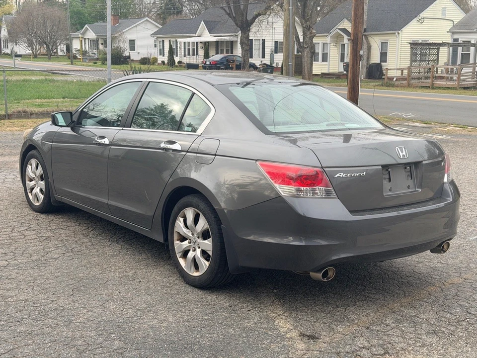 2009 Honda Accord 8th Gen - Image 8 of 17