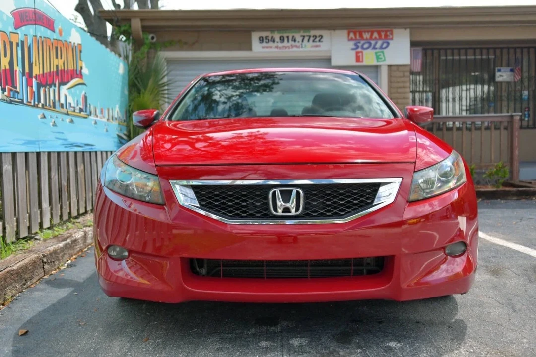 2009 Honda Accord 8th Gen - Image 2 of 12