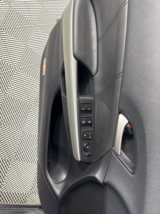2009 Honda Accord 8th Gen - Image 9 of 12