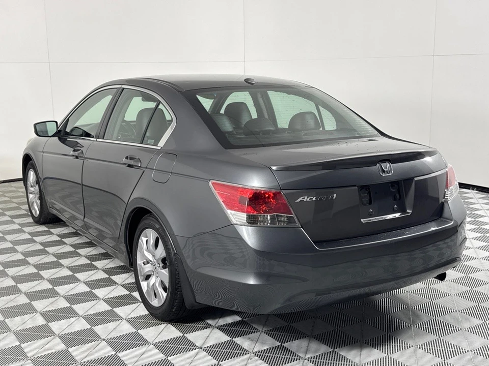2009 Honda Accord 8th Gen - Image 5 of 12