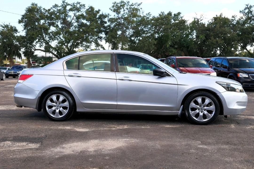 2009 Honda Accord 8th Gen - Image 13 of 21