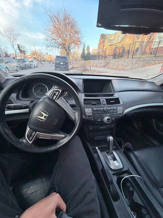 2009 Honda Accord 8th Gen - Image 8 of 12