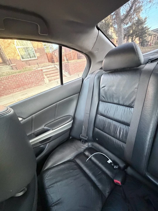 2009 Honda Accord 8th Gen - Image 10 of 12