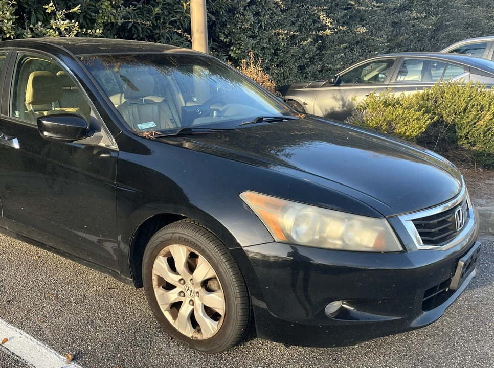 2009 Honda Accord 8th Gen - Image 3 of 21