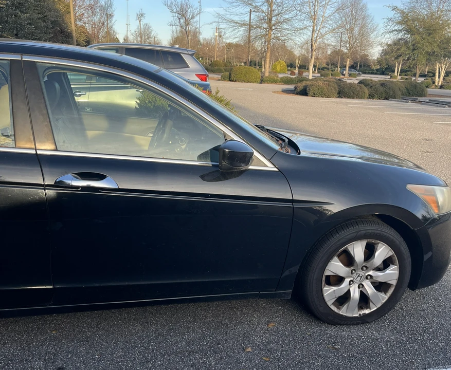 2009 Honda Accord 8th Gen - Image 8 of 21