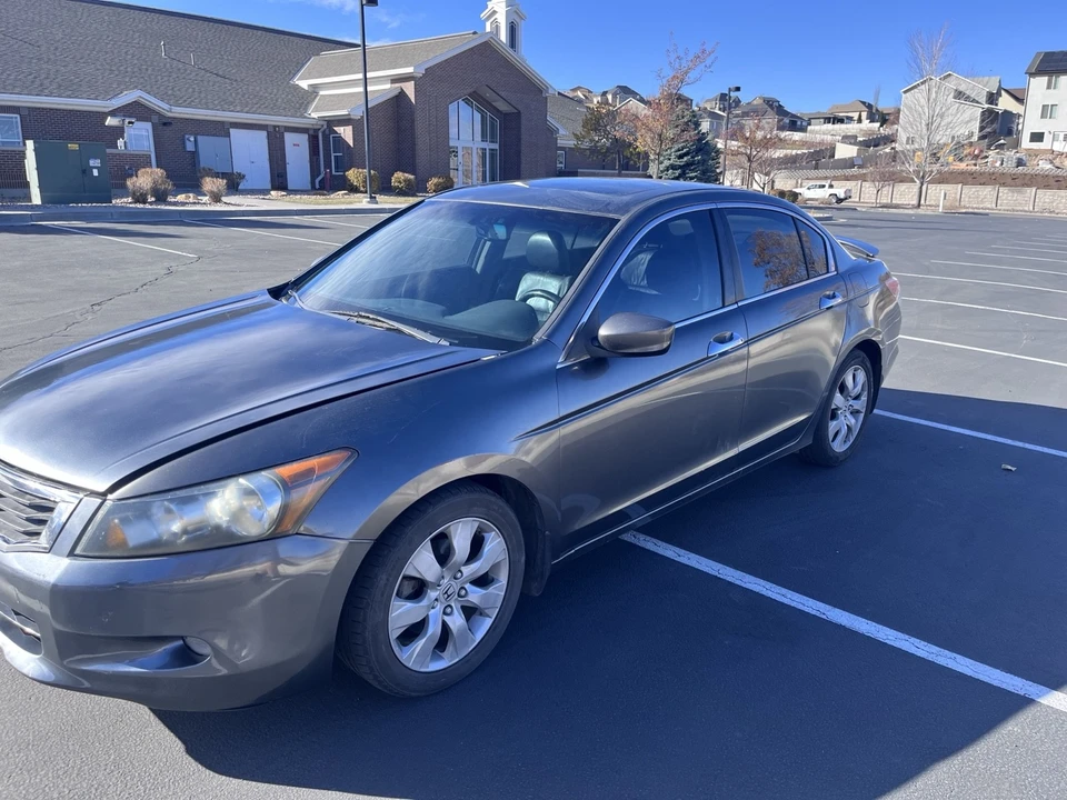 2009 Honda Accord 8th Gen - Image 4 of 11