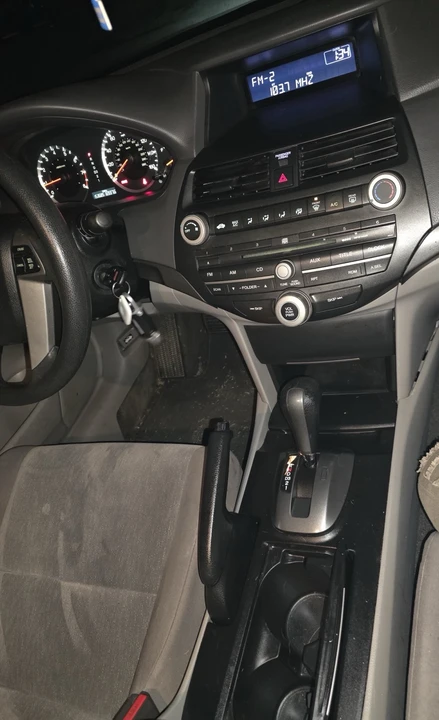 2009 Honda Accord 8th Gen - Image 9 of 18