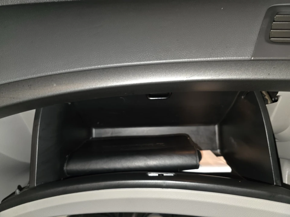 2009 Honda Accord 8th Gen - Image 12 of 18