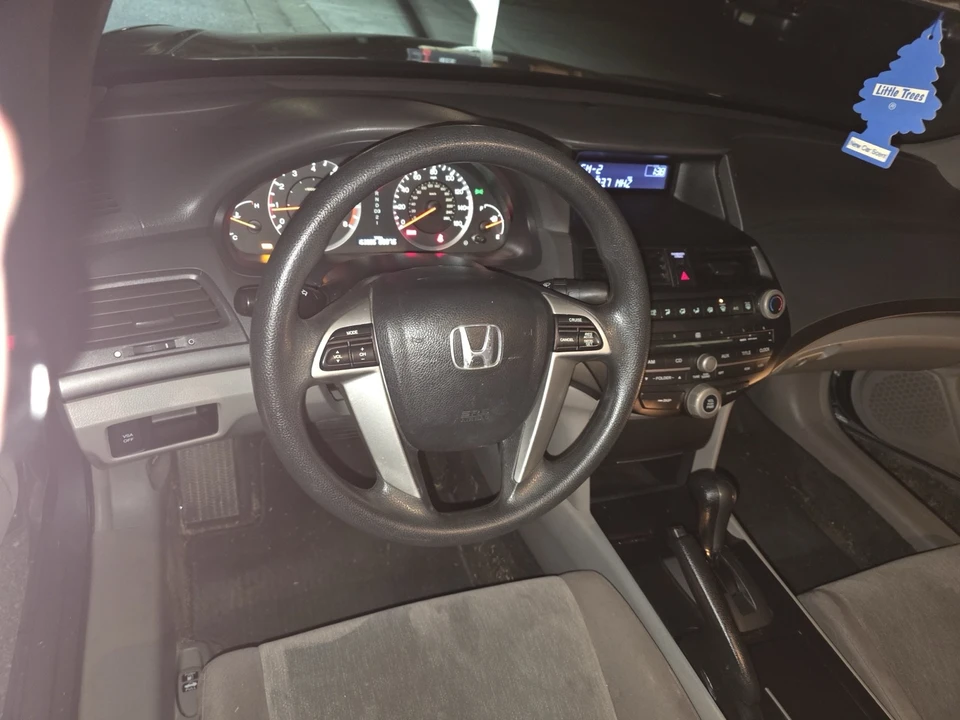 2009 Honda Accord 8th Gen - Image 8 of 18