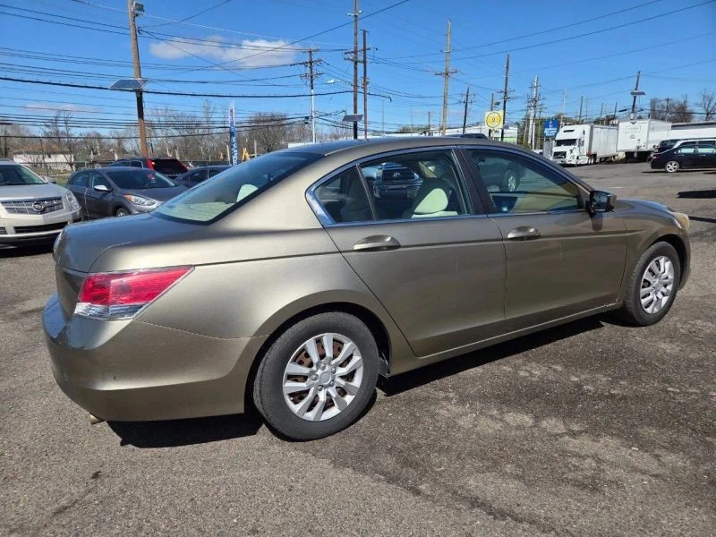 2009 Honda Accord 8th Gen - Image 4 of 12