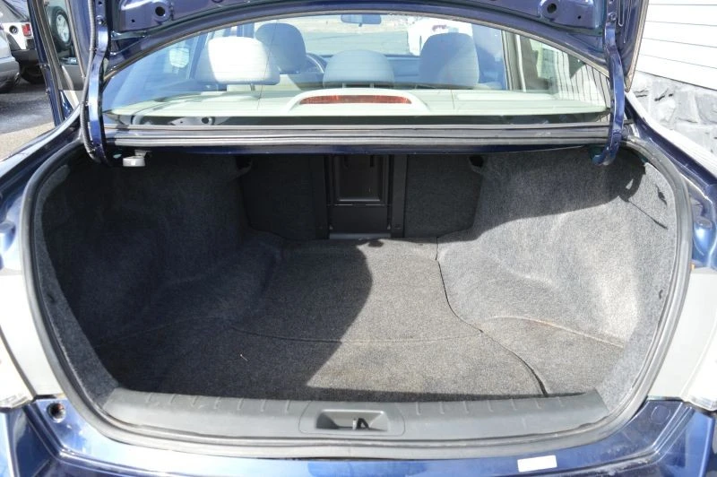2009 Honda Accord 8th Gen - Image 10 of 12