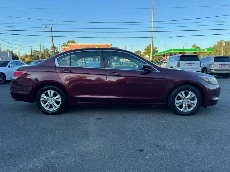 2009 Honda Accord 8th Gen - Image 3 of 12