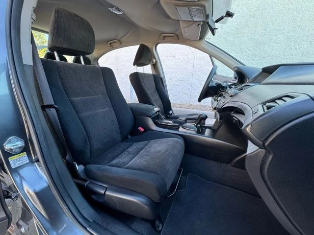 2009 Honda Accord 8th Gen - Image 8 of 21
