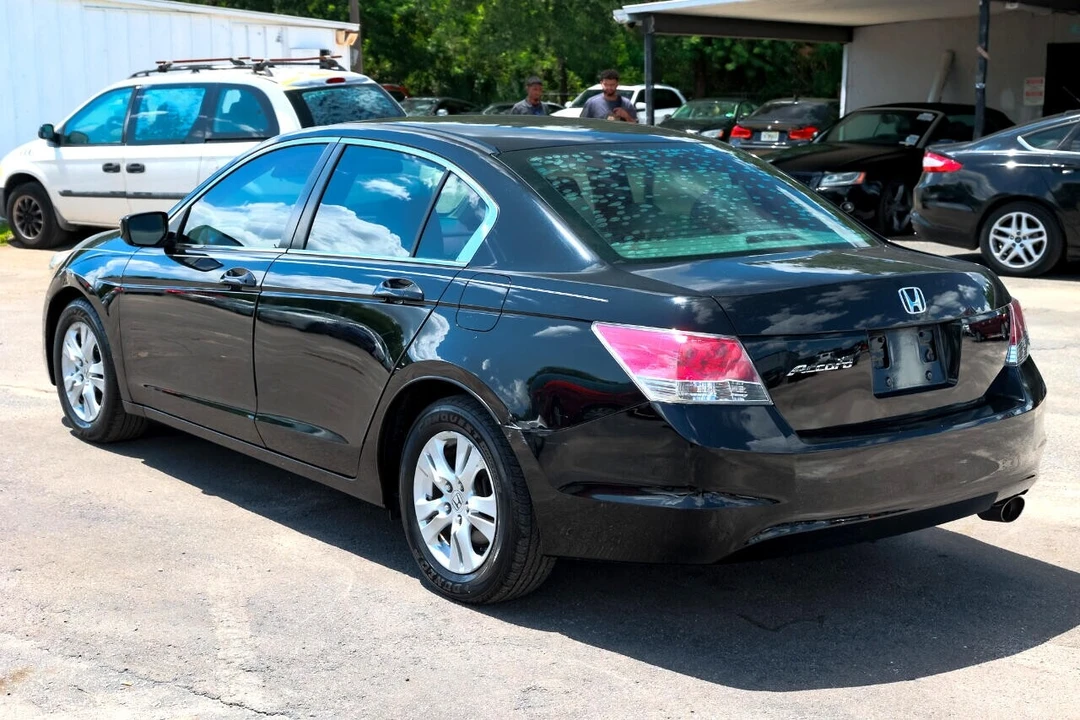 2009 Honda Accord 8th Gen - Image 5 of 12