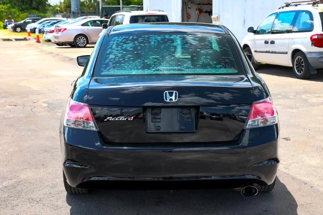 2009 Honda Accord 8th Gen - Image 9 of 12
