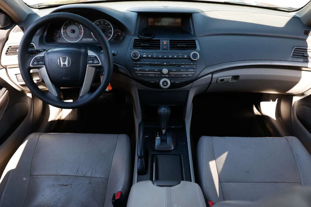 2009 Honda Accord 8th Gen - Image 2 of 12
