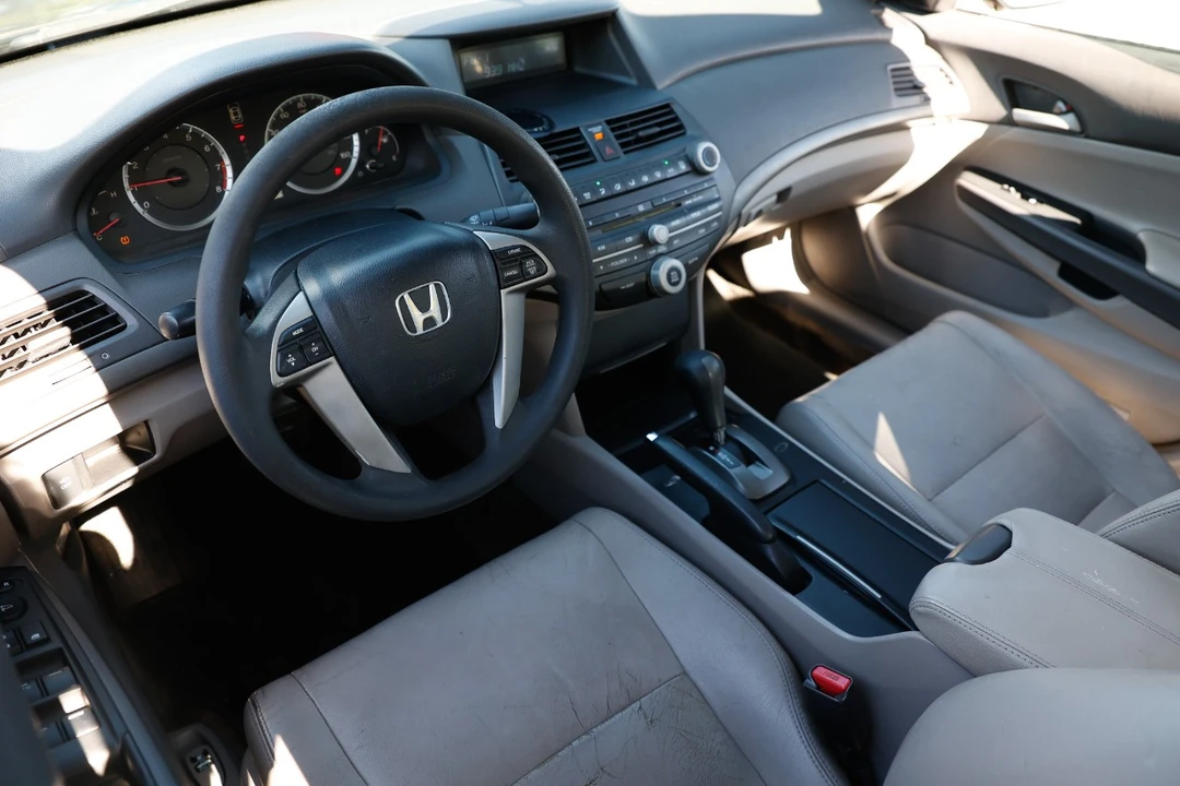 2009 Honda Accord 8th Gen - Image 4 of 12
