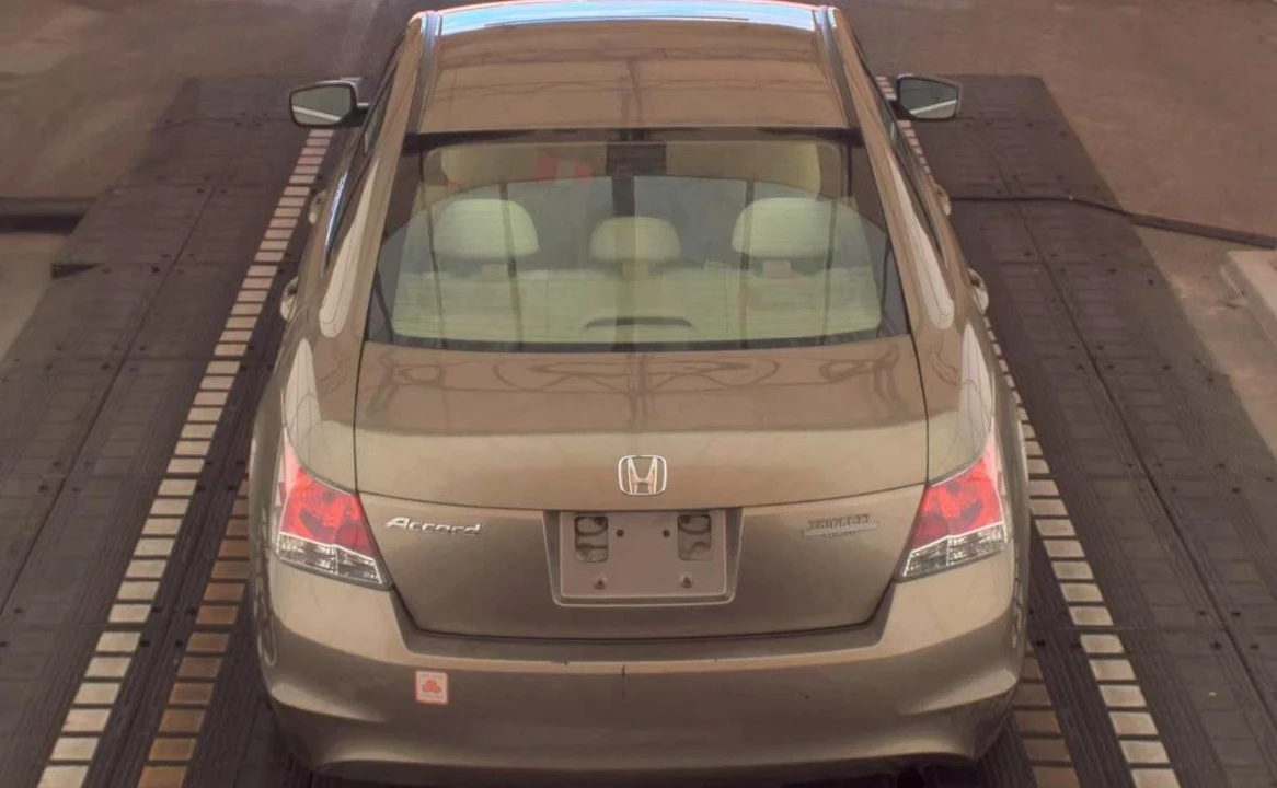 2009 Honda Accord 8th Gen - Image 5 of 14