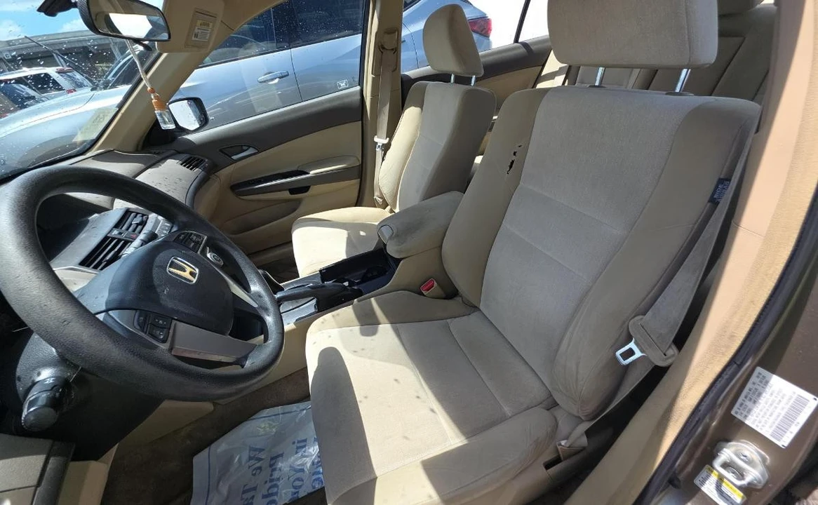 2009 Honda Accord 8th Gen - Image 7 of 14
