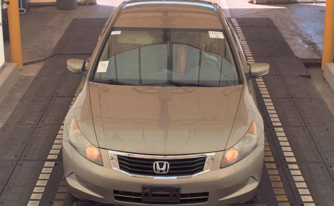 2009 Honda Accord 8th Gen - Image 2 of 14