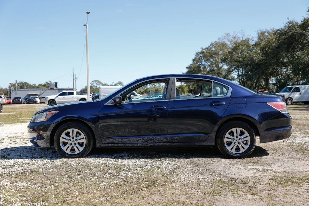 2009 Honda Accord 8th Gen - Image 3 of 12