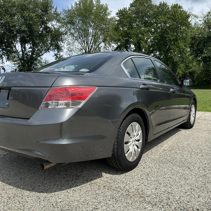 2009 Honda Accord 8th Gen - Image 4 of 12