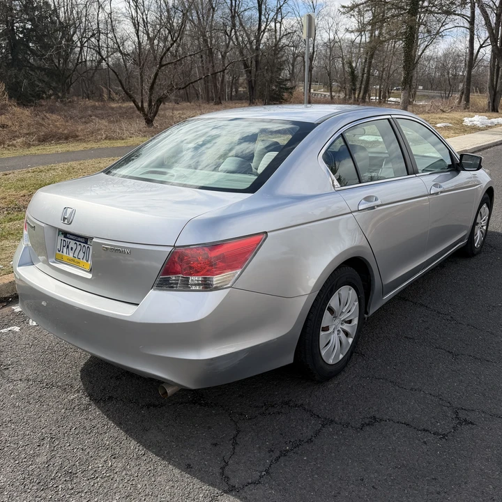2009 Honda Accord 8th Gen - Image 3 of 31