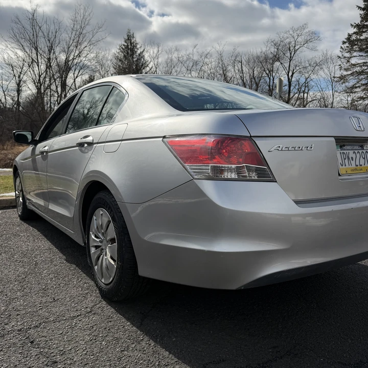 2009 Honda Accord 8th Gen - Image 6 of 31