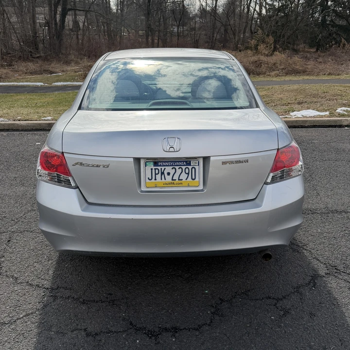 2009 Honda Accord 8th Gen - Image 5 of 31