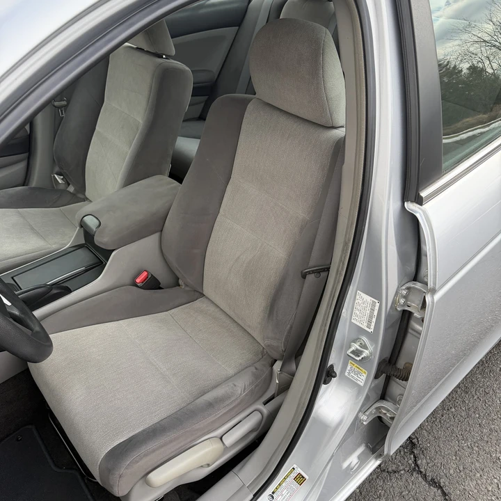 2009 Honda Accord 8th Gen - Image 19 of 31