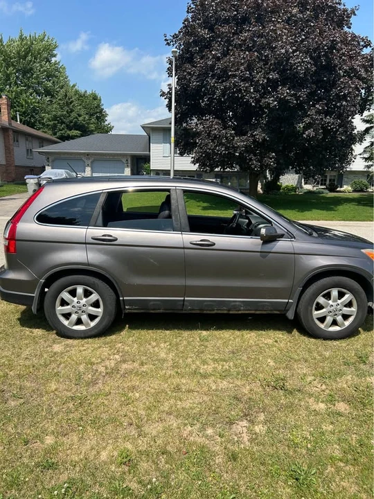 2009 Honda CR-V 3rd Gen - Image 2 of 8