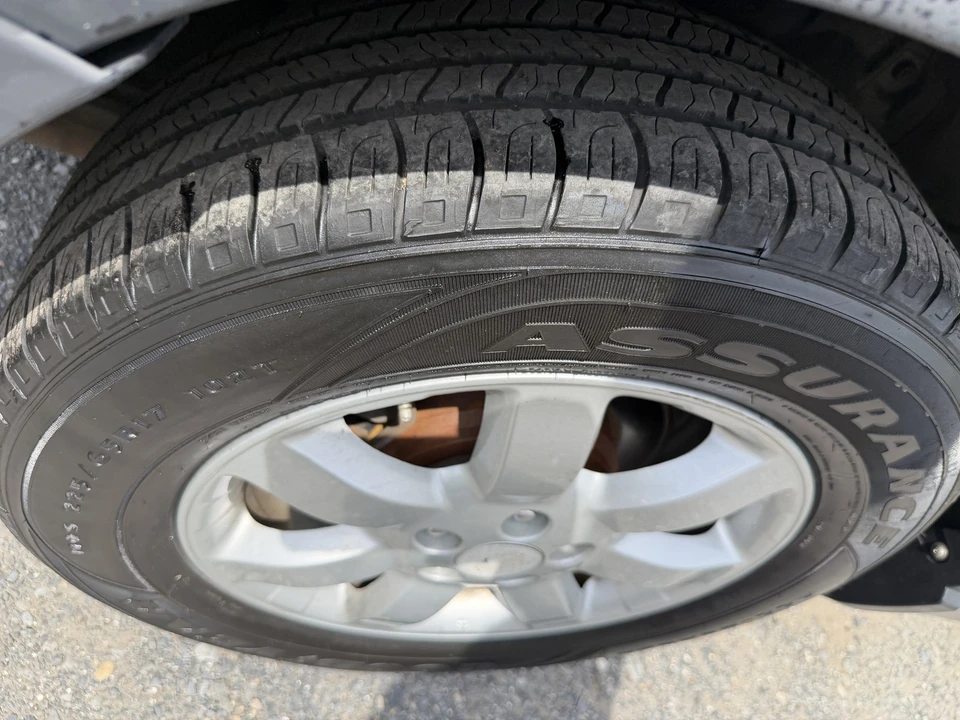 2009 Honda CR-V 3rd Gen - Image 10 of 22
