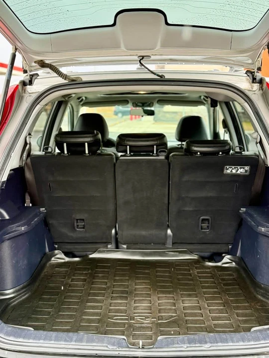 2009 Honda CR-V 3rd Gen - Image 4 of 10